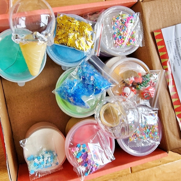 Fluffy Slime Kits for Girls Boys,with Cute Charms Soft Non-Sticky Butter slime - Picture 3 of 12